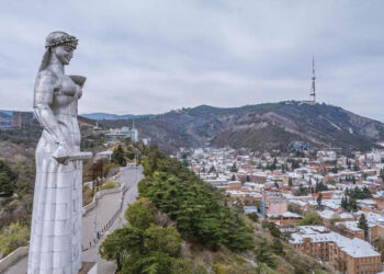 Mother of Georgia. Source: georgiantravelguide