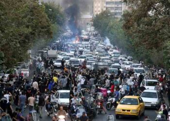 Large-scale anti-government protests continue across Iran