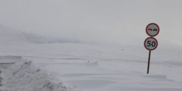 Traffic restricted on Gudauri–Kobi section of Georgia’s military highway