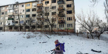 Image: A woman in Kyiv, Ukraine, on February 3. REUTERS/Valentyn Ogirenko