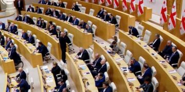 Parliament passes legislative package on grants, political activity, and political engagement in first reading