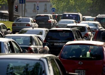 Georgia to ban import of cars older than six years