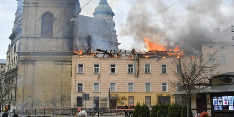 Historic center of Lviv after a daytime attack by Russia. Source: EPA-Yonhap