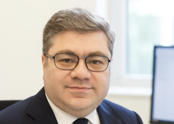 Ukraine Imposes Effective Control Over Russia’s Oil Exports