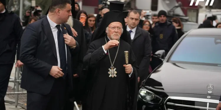 Funeral service for Ilia II underway at Sameba Cathedral, led by Ecumenical Patriarch Bartholomew