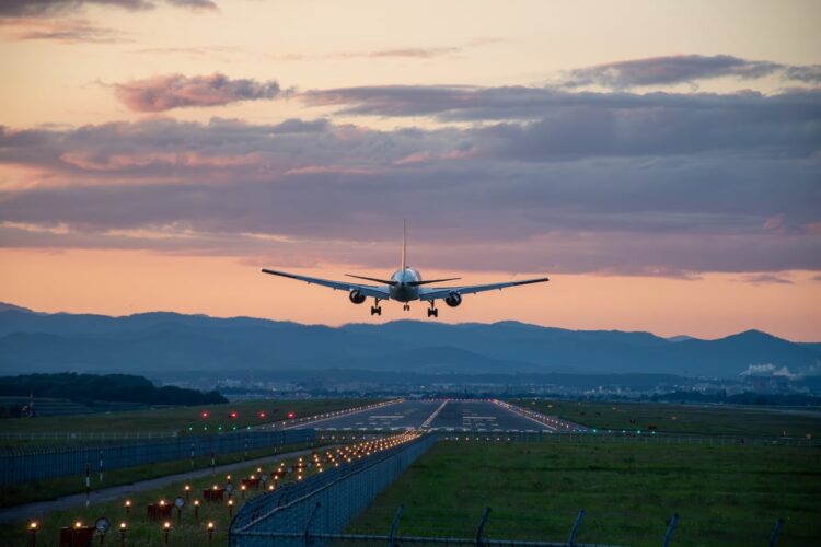 A plane taking off. Photo: Atlys.