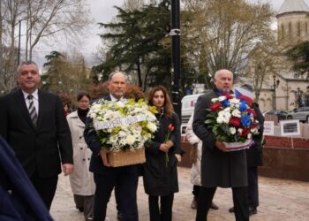 EU Ambassador pays tribute to April 9 victims in Tbilisi