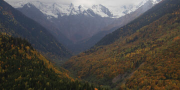 Caucasus mountains. Photo by Tony Hanmer