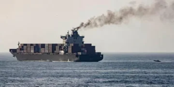 Reuters: US intercepts and redirects Iranian tankers in Asian waters amid escalating tensions