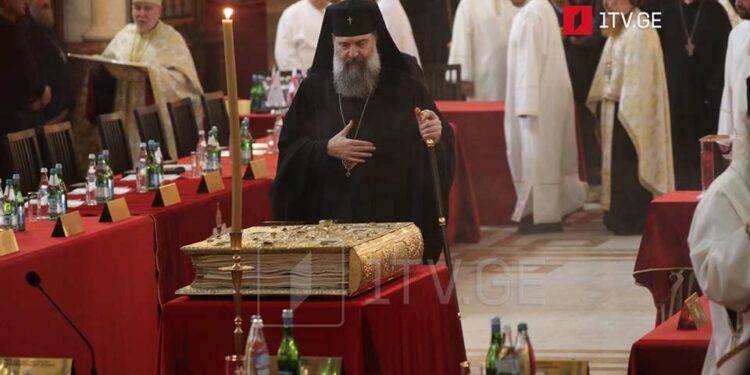 Festive service begins at Svetitskhoveli as enthronement of new Patriarch gets underway