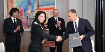Georgia, Azerbaijan sign strategic agreements in energy and transport sectors