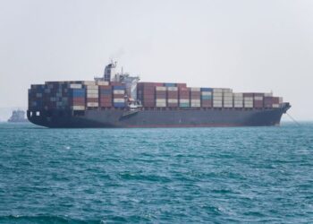 Fragile Iran-US ceasefire under pressure as Hormuz tensions escalate