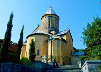Kaladze announces 1,2 mln GEL Sioni Cathedral restoration