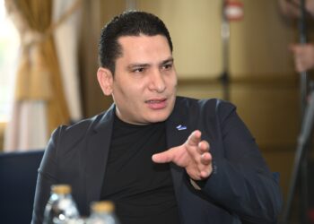 Humanizing AI: A Strategic Leadership Imperative in the Age of Intelligent Systems