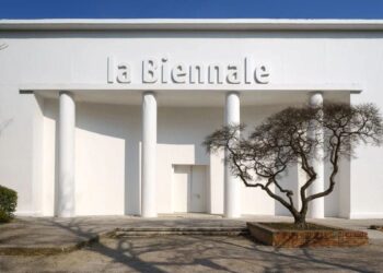 Venice Biennale jury quits over controversial decision