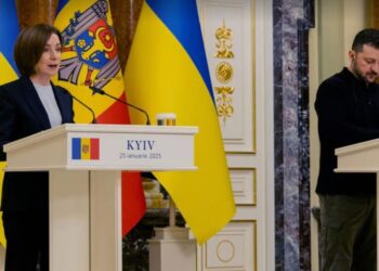 Politico: Ukraine and Moldova to begin EU accession talks in June