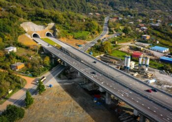 Georgia to set up state road maintenance company, shift away from private contractors