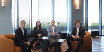 Kobakhidze meets Jeffrey Sachs in Tbilisi