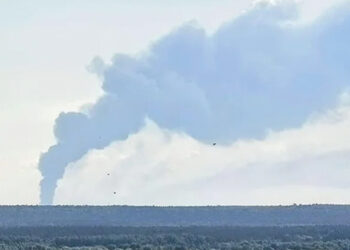 Two Transneft oil pumping stations ablaze in Russia's Vladimir Oblast, June 10. Source: Exilenova+