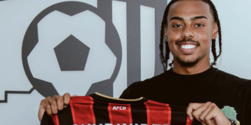 Footballer Giorgi Chubinidze signs professional contract with Premier League club