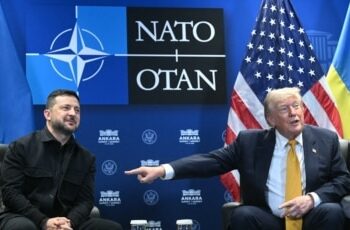 Zelensky arrives in the US for talks with Trump