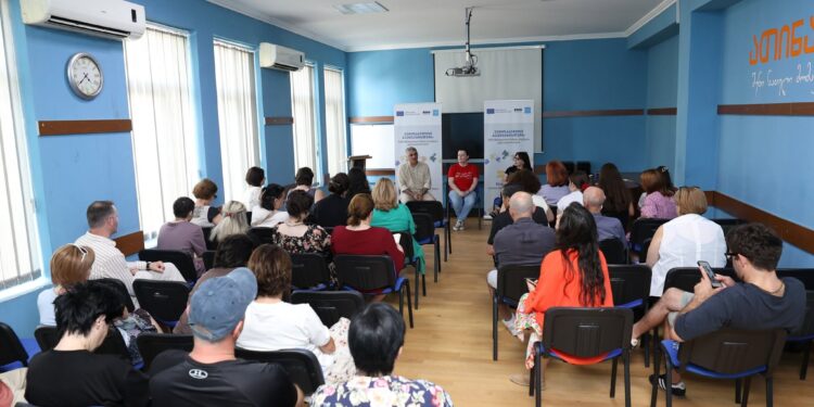 Creative Voices for Children’s Rights holds literary discussions in Tsalenjikha and Zugdidi