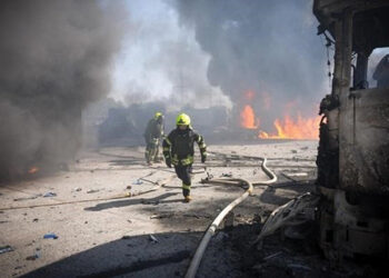 Rescuers working to extinguish a fire following a missile attack in Odesa region. Source: Ukrainian Emergency Service/AFP/Getty Images