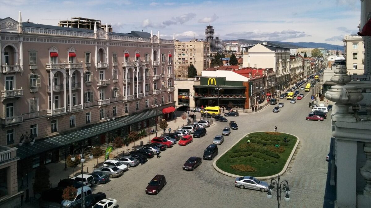 Tbilisi City Hall plans rehabilitation of section of Aghmashenebeli Avenue