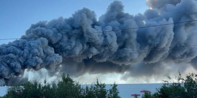 Wildberries warehouses catch fire in Russia’s Leningrad and Moscow oblasts