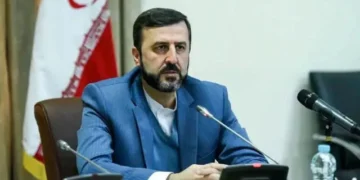 Iranian deputy foreign minister warns Trump over Strait of Hormuz claims
