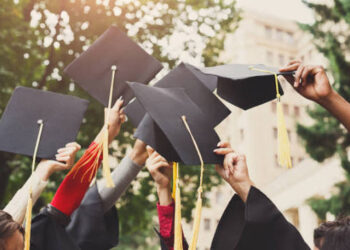 Students affected by higher education admission restrictions are granted mobility if their status restoration is denied. Source: Istockphoto.com