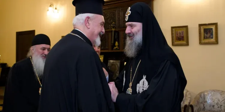 Shio III, Metropolitan Emmanuel discuss ties between Georgian and Ecumenical patriarchates
